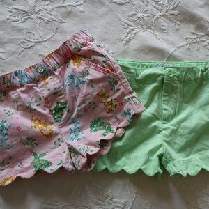 Set of 2 Crown & Ivy Scalloped shorts pink floral rabbit/bunny & green sz 4